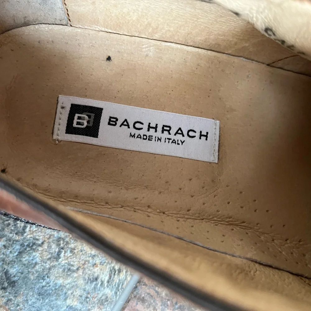 Men’s Bachrach brown lace up calf leather oxford shoe. Made in Italy. Size 10